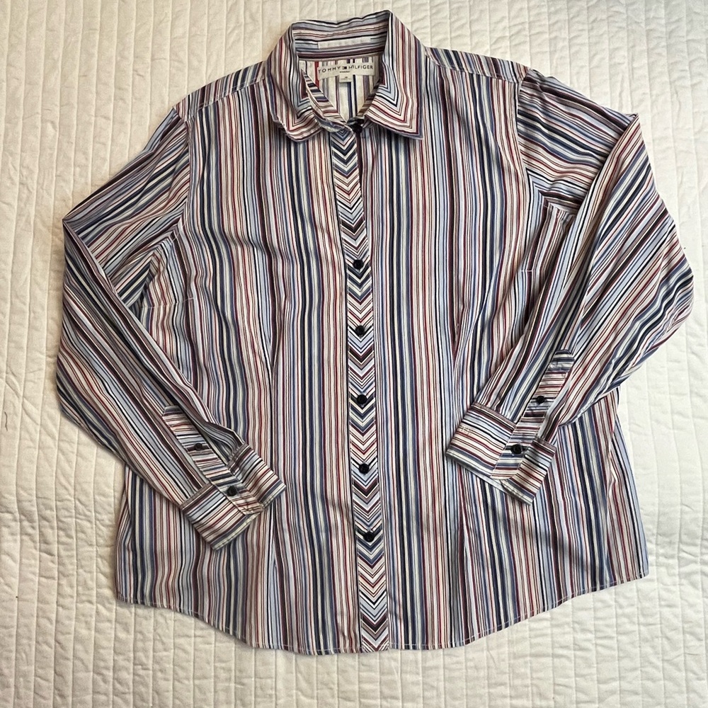 Tommy Hilfiger button front blouse